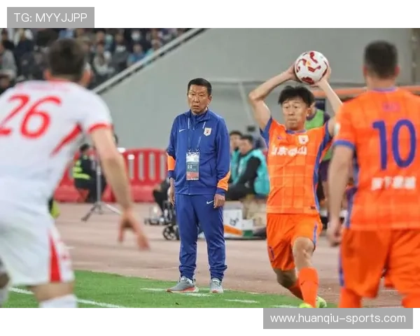 崔康熙赛前透露泰山队边后卫伤情并回应年轻球员使用策略